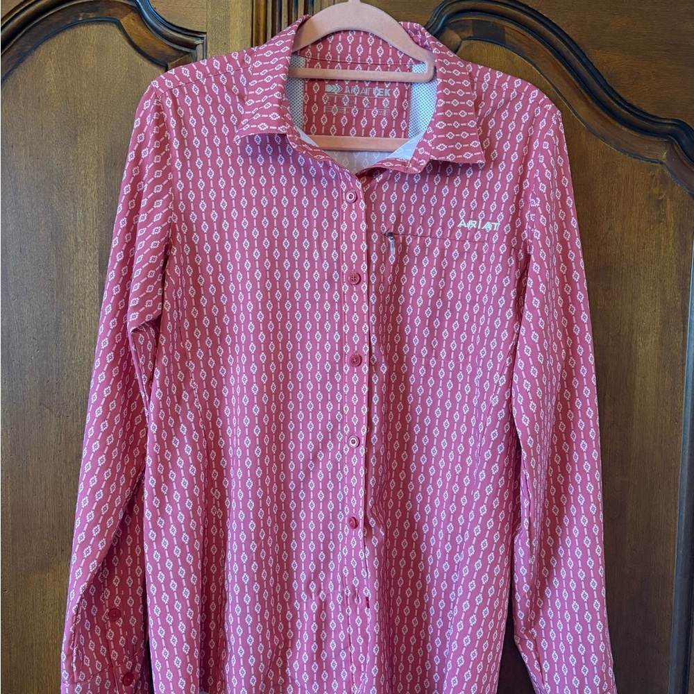 Ariat Women’s Button Down - pink/coral